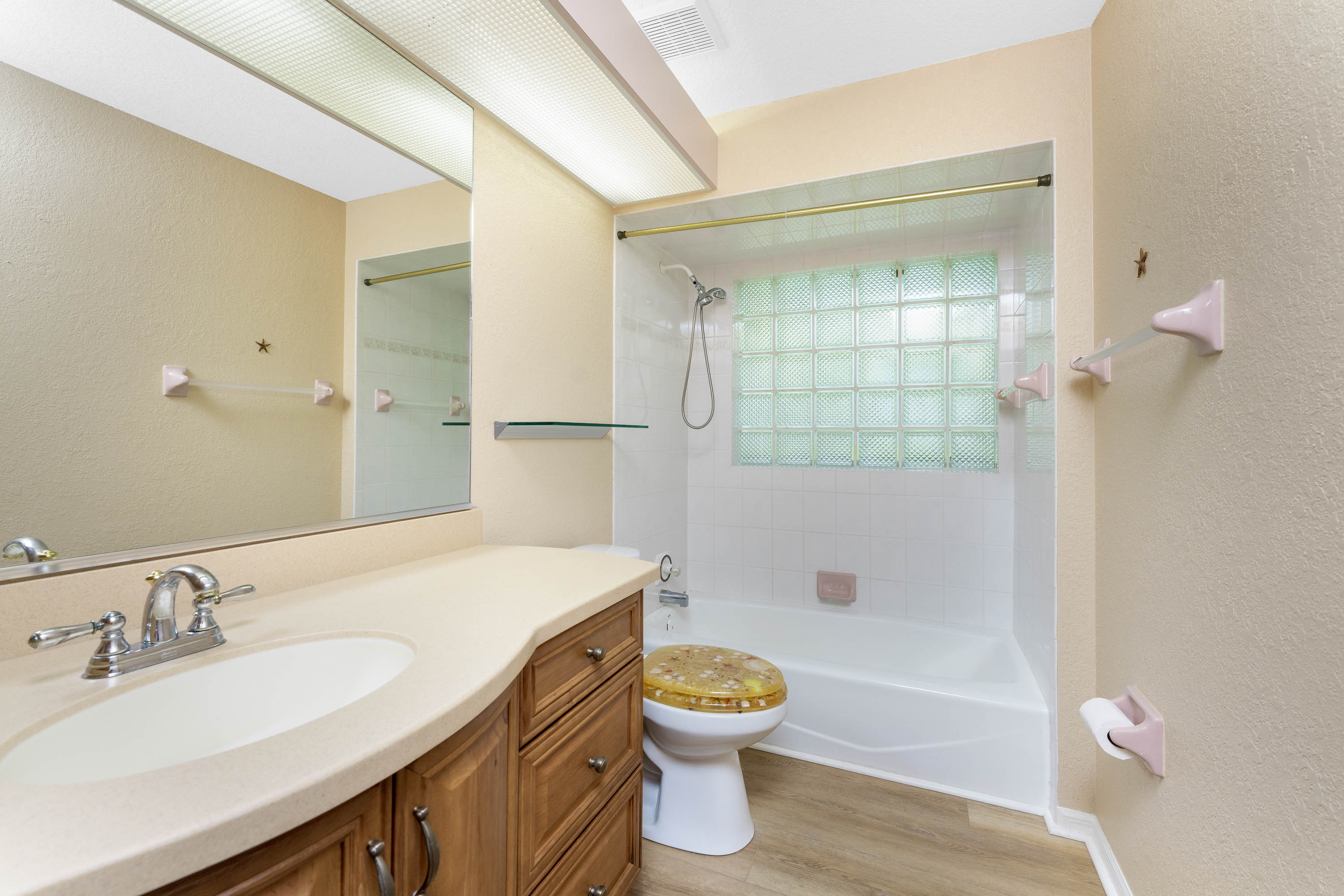 Punta Gorda, Florida, 33950, United States, 3 Bedrooms Bedrooms, ,3 BathroomsBathrooms,Residential,For Sale,1990304