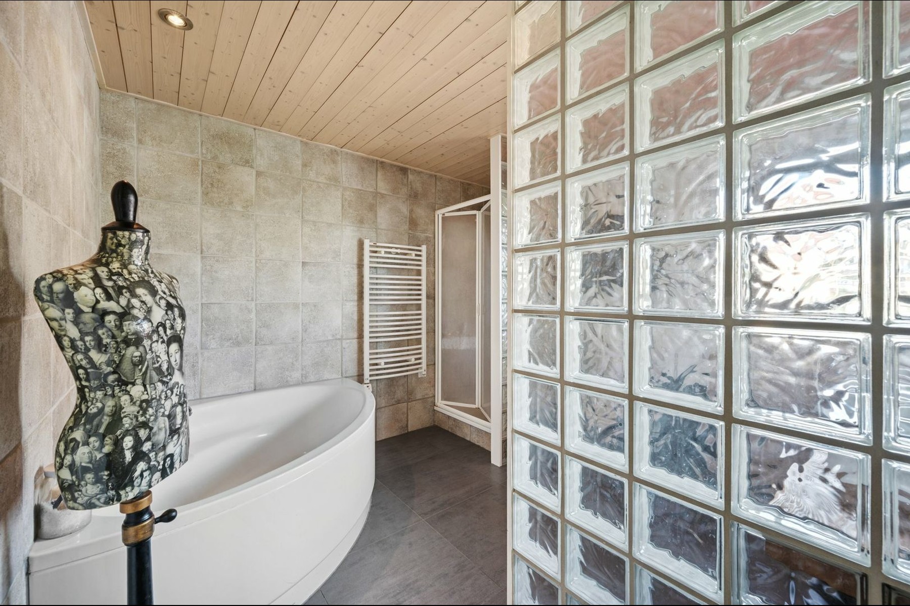  Contemporary villa with lake and Alpine views - 物件實景