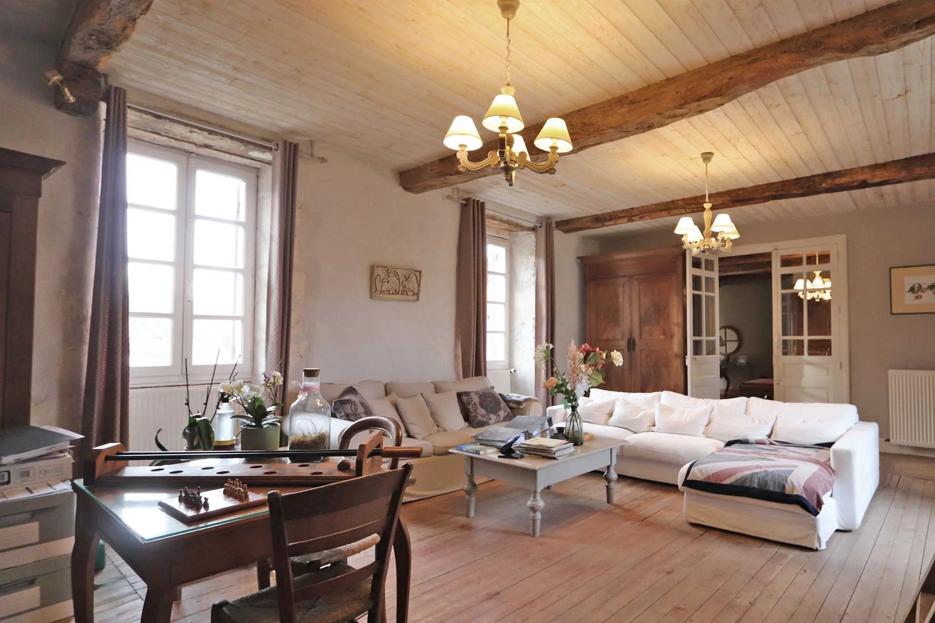 Bergerac, New Aquitaine, 24100, FR, 7 Bedrooms Bedrooms, ,4 BathroomsBathrooms,Residential,For Sale,1995798