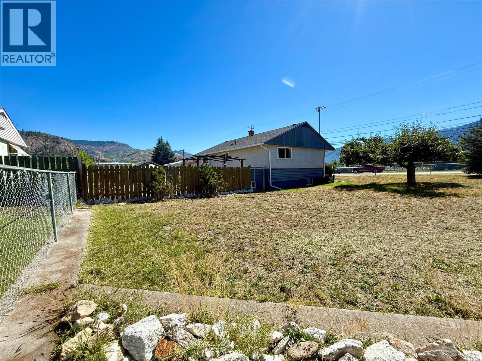 GRAND FORKS, British Columbia, V0H 1H2, CA, 4 Bedrooms Bedrooms, ,1 BathroomBathrooms,Residential,For Sale,1918245