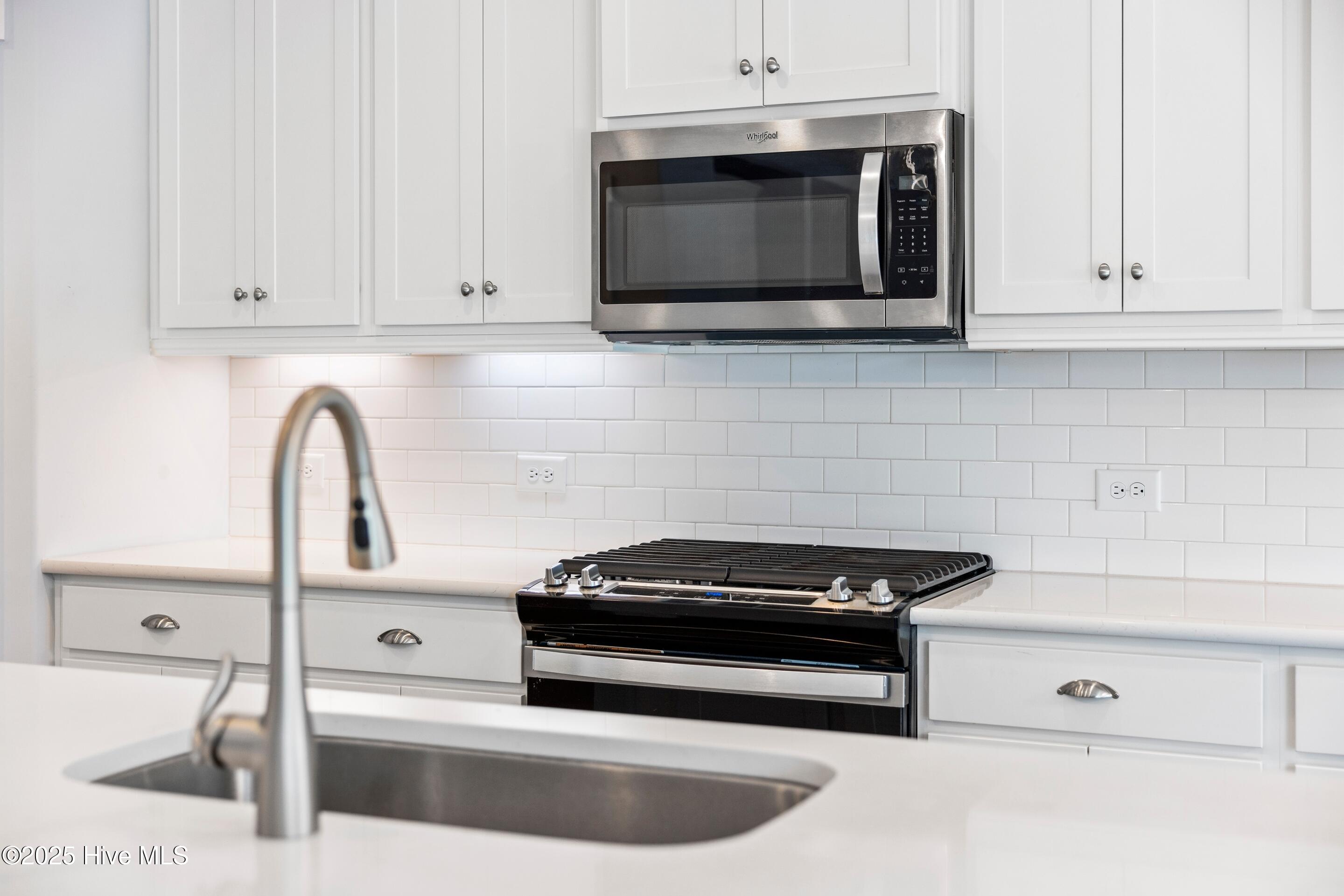 Leland, North Carolina, 28451, United States, 3 Bedrooms Bedrooms, ,3 BathroomsBathrooms,Residential,For Sale,1948682