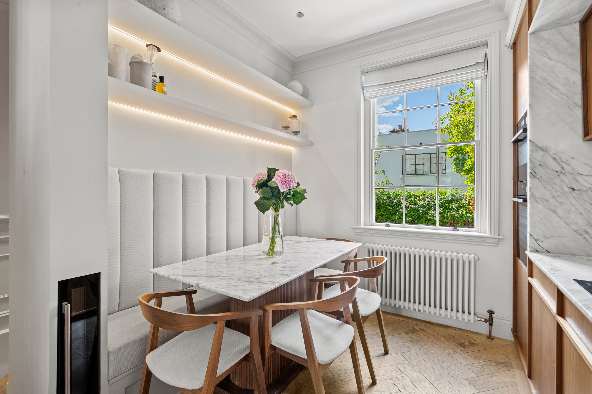  A Beautifully Designed Chelsea Maisonette with a Private Garden - 物件實景