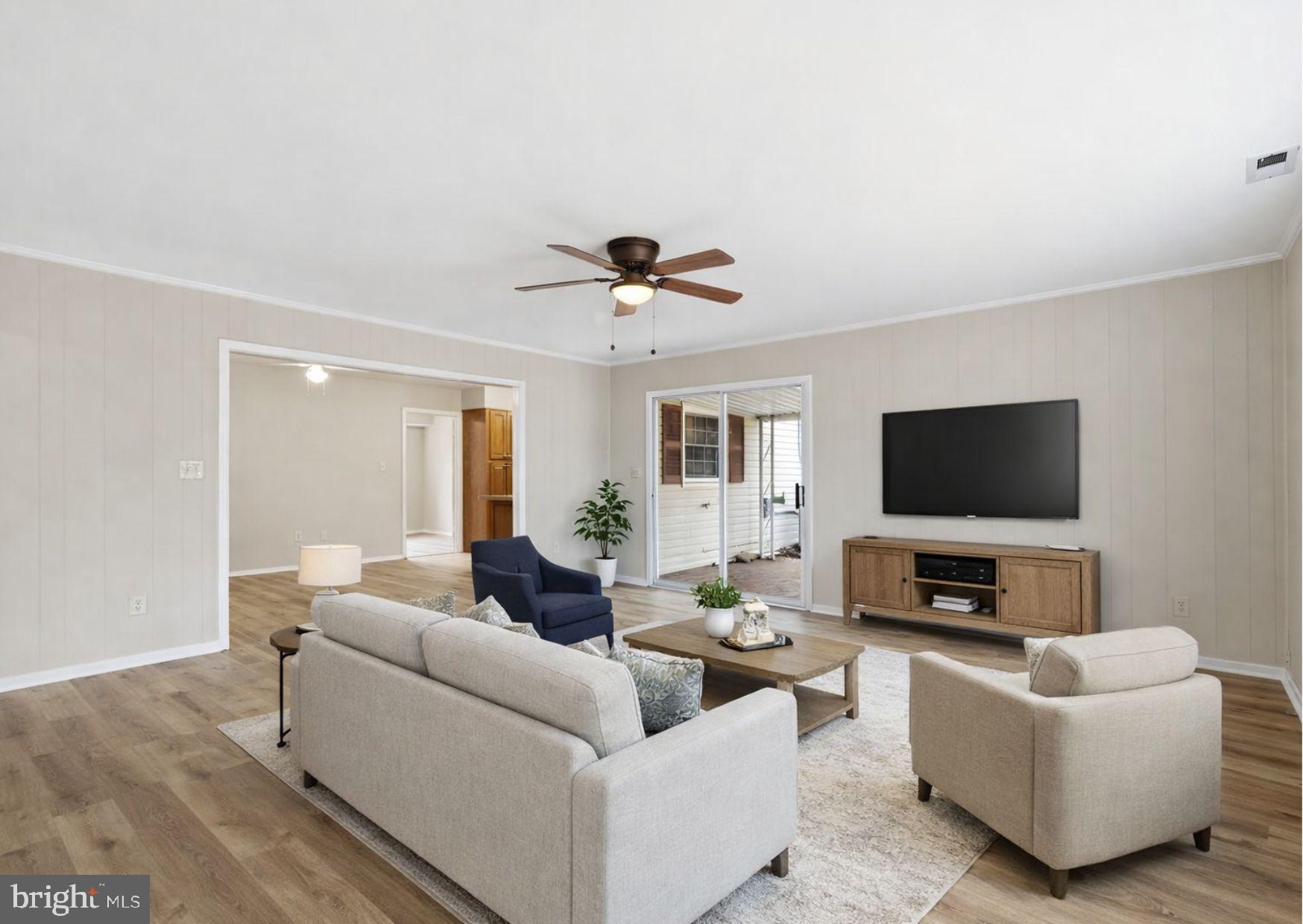 Bowie, Maryland, 20715, United States, 5 Bedrooms Bedrooms, ,3 BathroomsBathrooms,Residential,For Sale,2009655