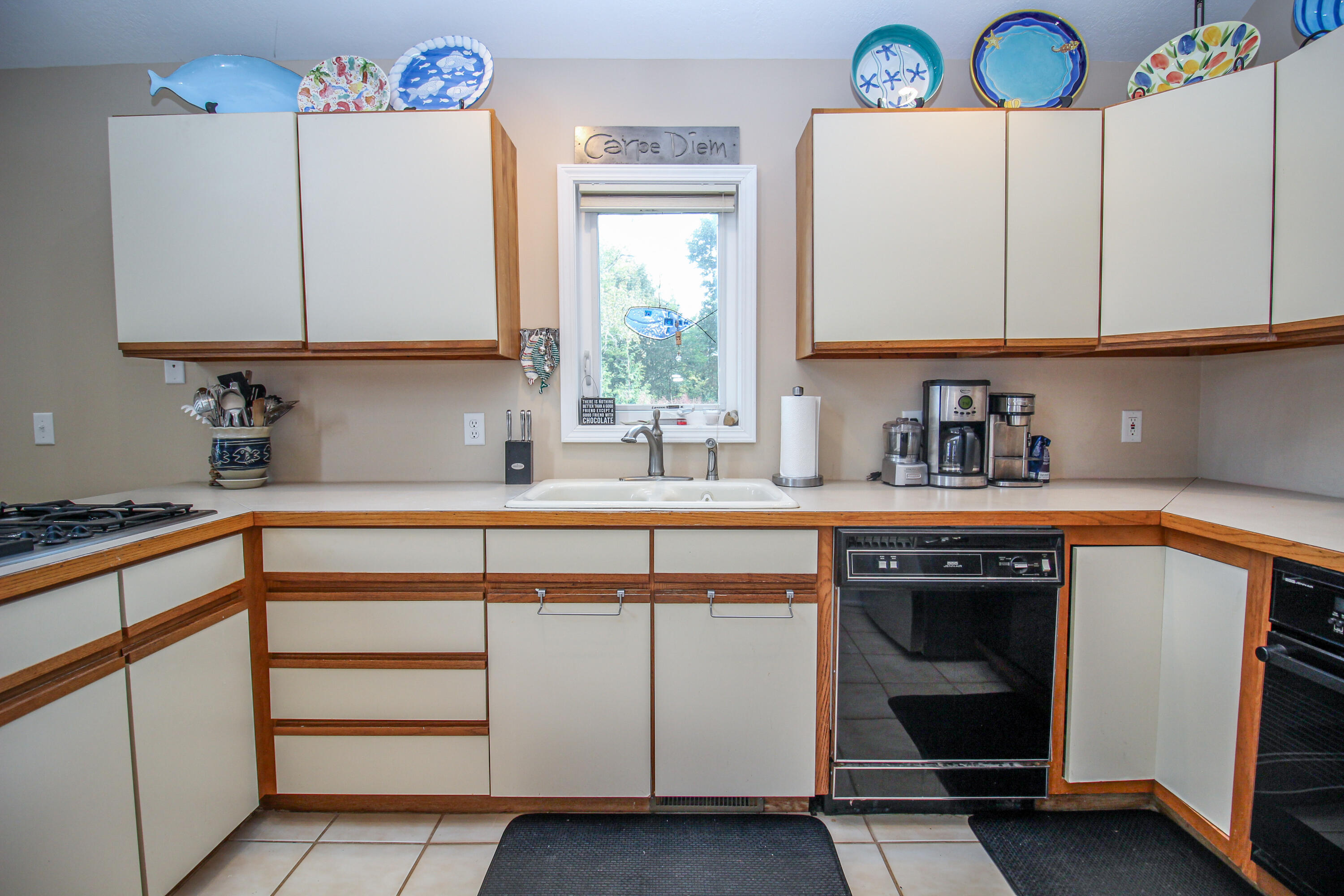 South Haven, Michigan, 49090, United States, 3 Bedrooms Bedrooms, ,4 BathroomsBathrooms,Residential,For Sale,1982825