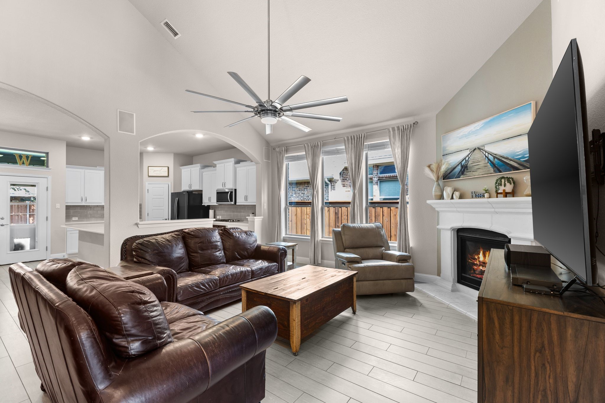 Melissa, Texas, 75454, United States, 5 Bedrooms Bedrooms, ,3 BathroomsBathrooms,Residential,For Sale,1958958