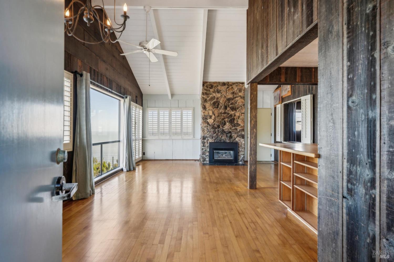 Bolinas, California, 94924, United States, 3 Bedrooms Bedrooms, ,2 BathroomsBathrooms,Residential,For Sale,2003104