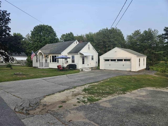 Pembroke, New Hampshire, 03275, United States, 3 Bedrooms Bedrooms, ,1 BathroomBathrooms,Residential,For Sale,1909259