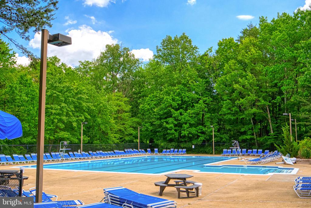 Reston, Virginia, 20194, United States, 3 Bedrooms Bedrooms, ,4 BathroomsBathrooms,Residential,For Sale,1942632