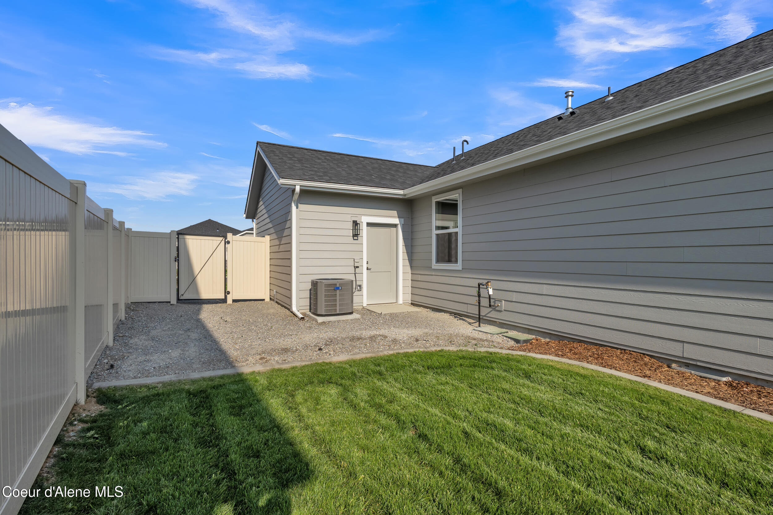 Coeur d'Alene, Idaho, 83815, United States, 4 Bedrooms Bedrooms, ,2 BathroomsBathrooms,Residential,For Sale,1975226