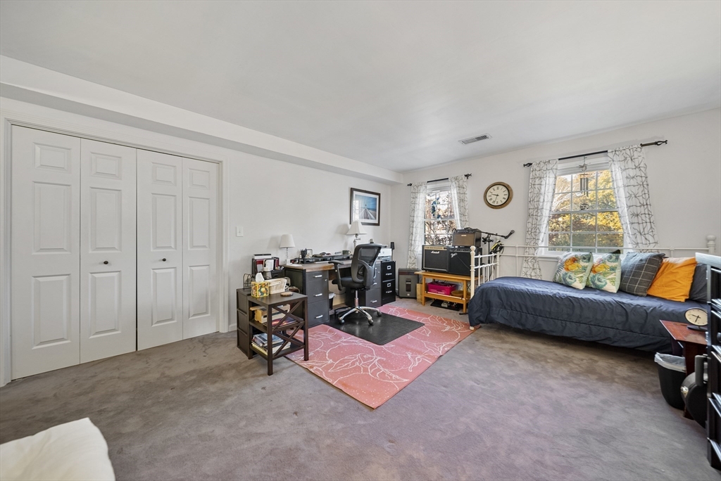 Salem, Massachusetts, 01970, United States, 3 Bedrooms Bedrooms, ,3 BathroomsBathrooms,Residential,For Sale,1990420