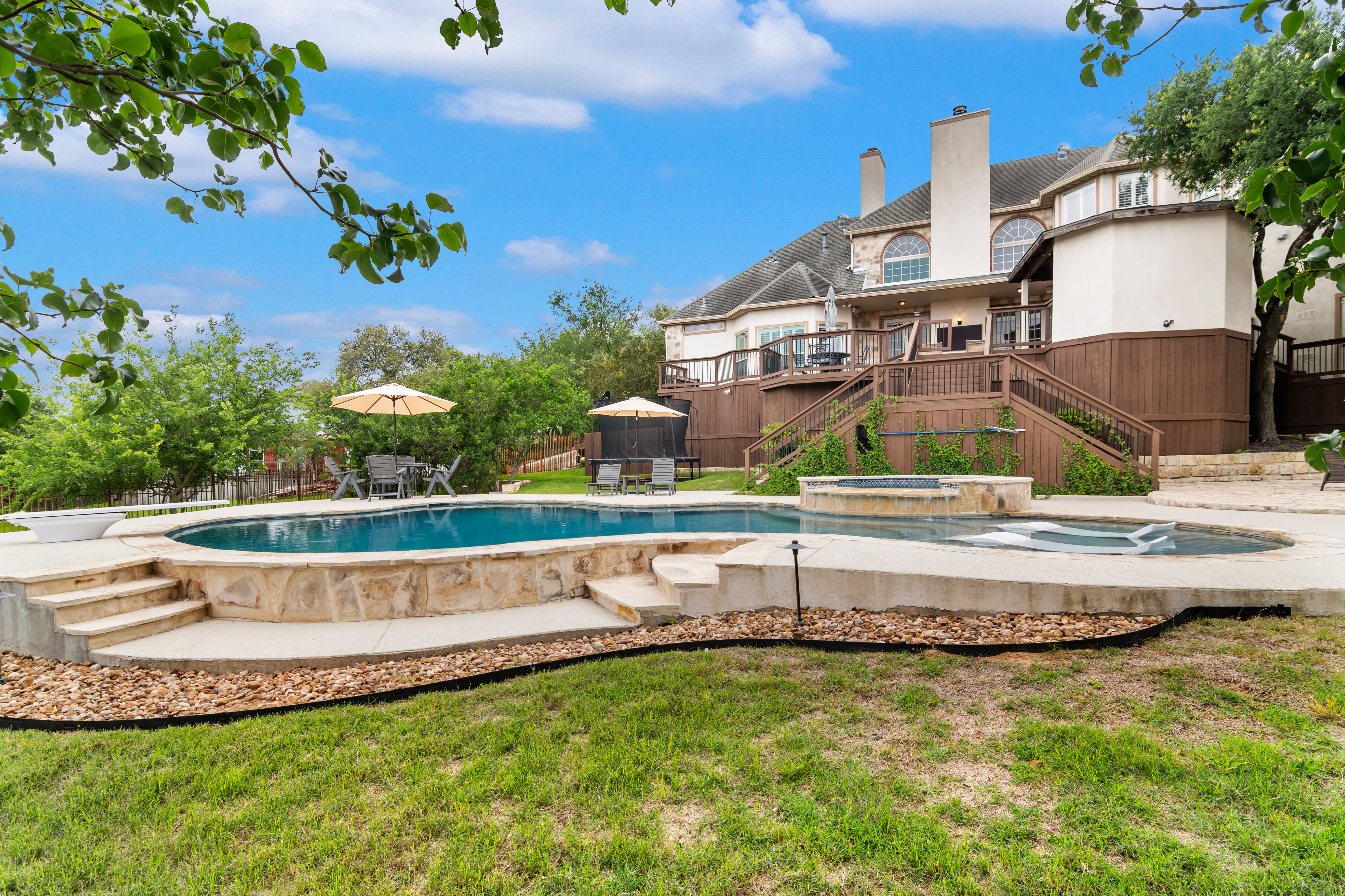  Private Estate Designed for Elevated Living - 物件實景