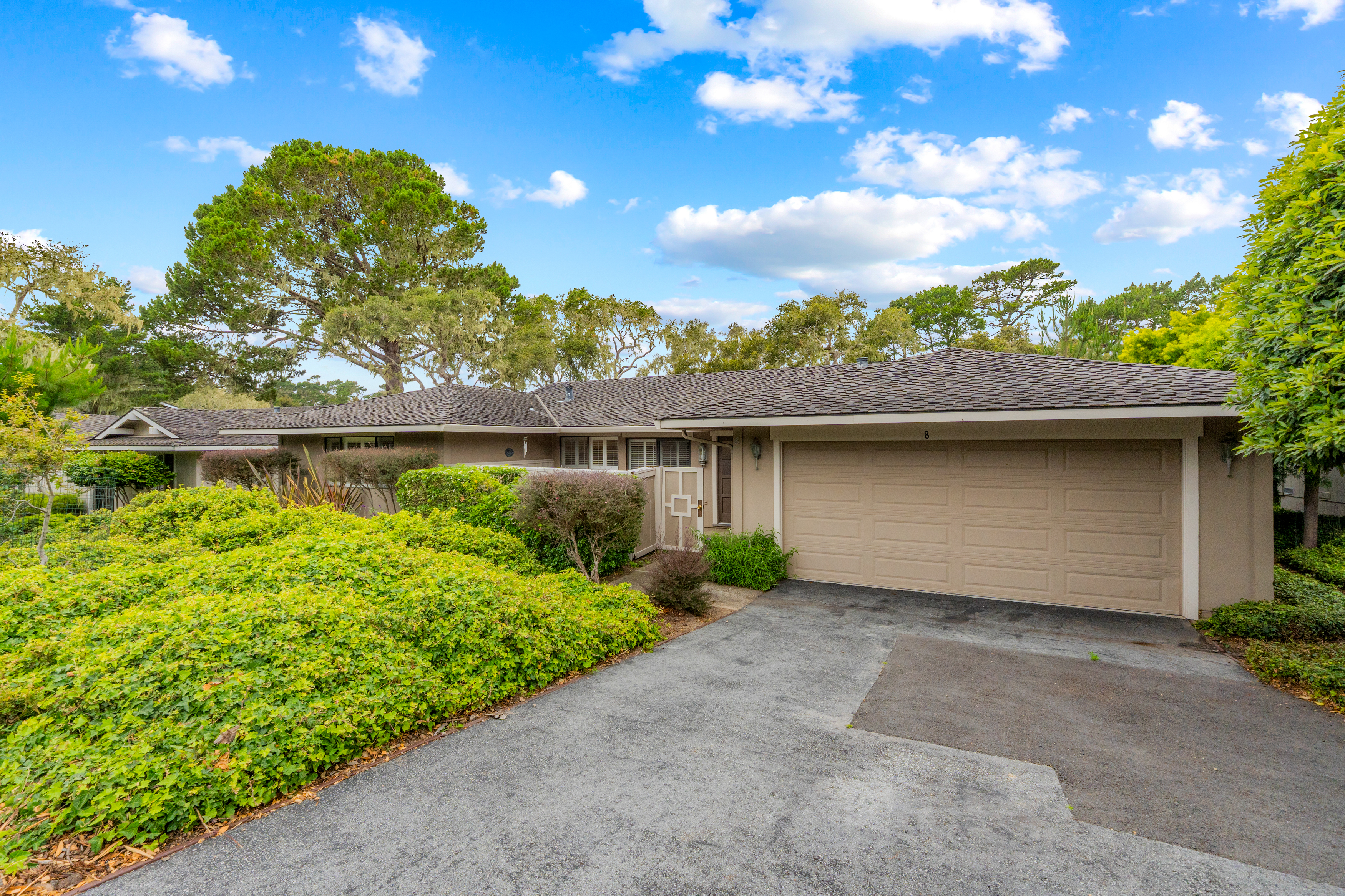  8 Country Club - 物件實景