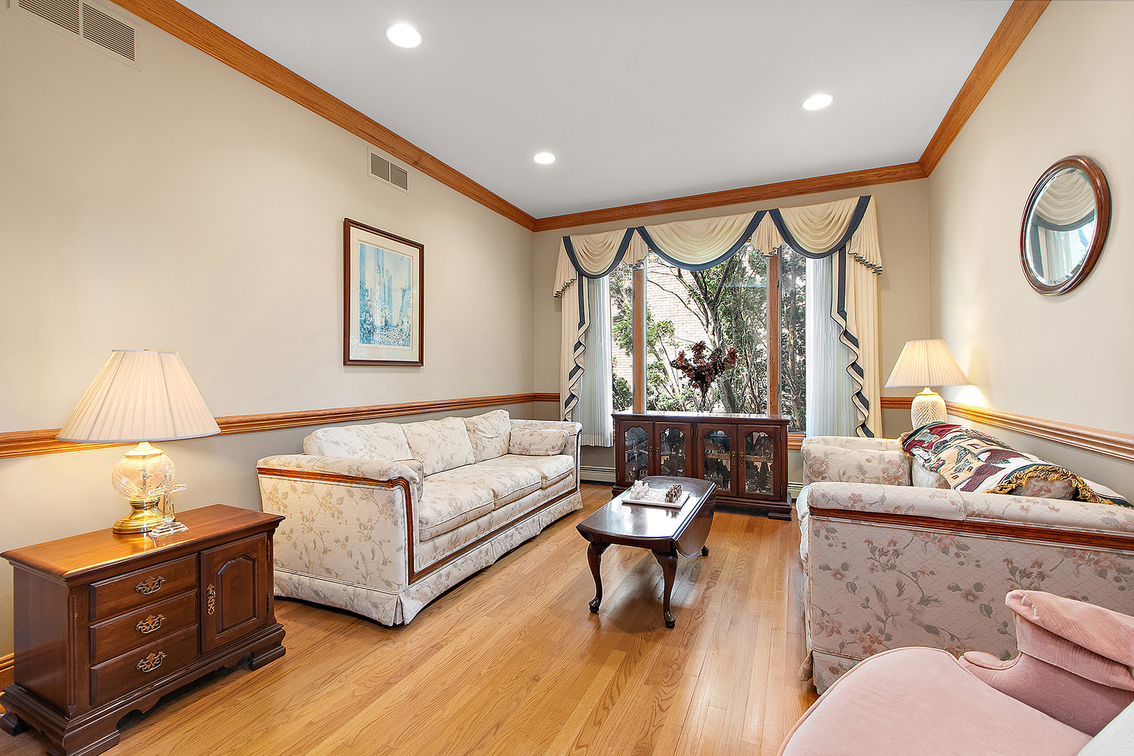Orland Park, Illinois, 60467, United States, 5 Bedrooms Bedrooms, ,6 BathroomsBathrooms,Residential,For Sale,1914304