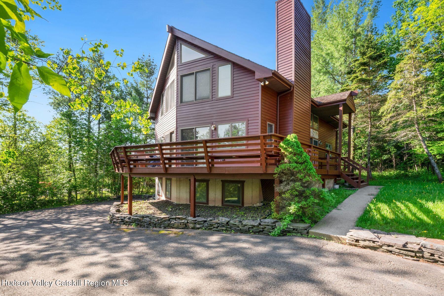 Hunter, New York, 12442, United States, 7 Bedrooms Bedrooms, ,3 BathroomsBathrooms,Residential,For Sale,1856172