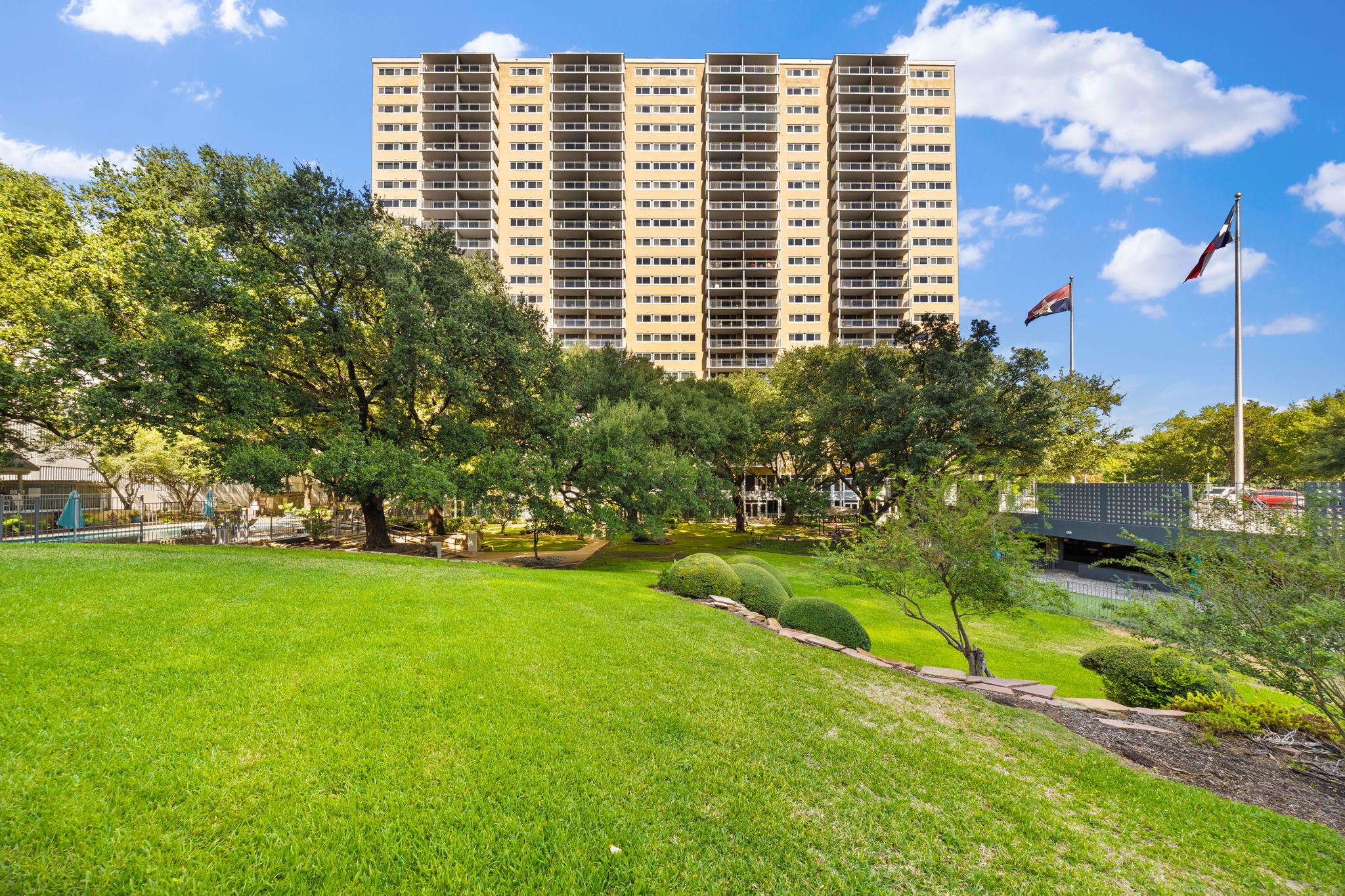  3883 Turtle Creek Boulevard #909 - 物件實景