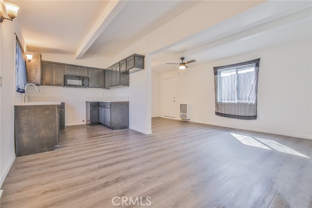 Los Angeles, California, 90002, United States, 5 Bedrooms Bedrooms, ,Residential,For Sale,2008147