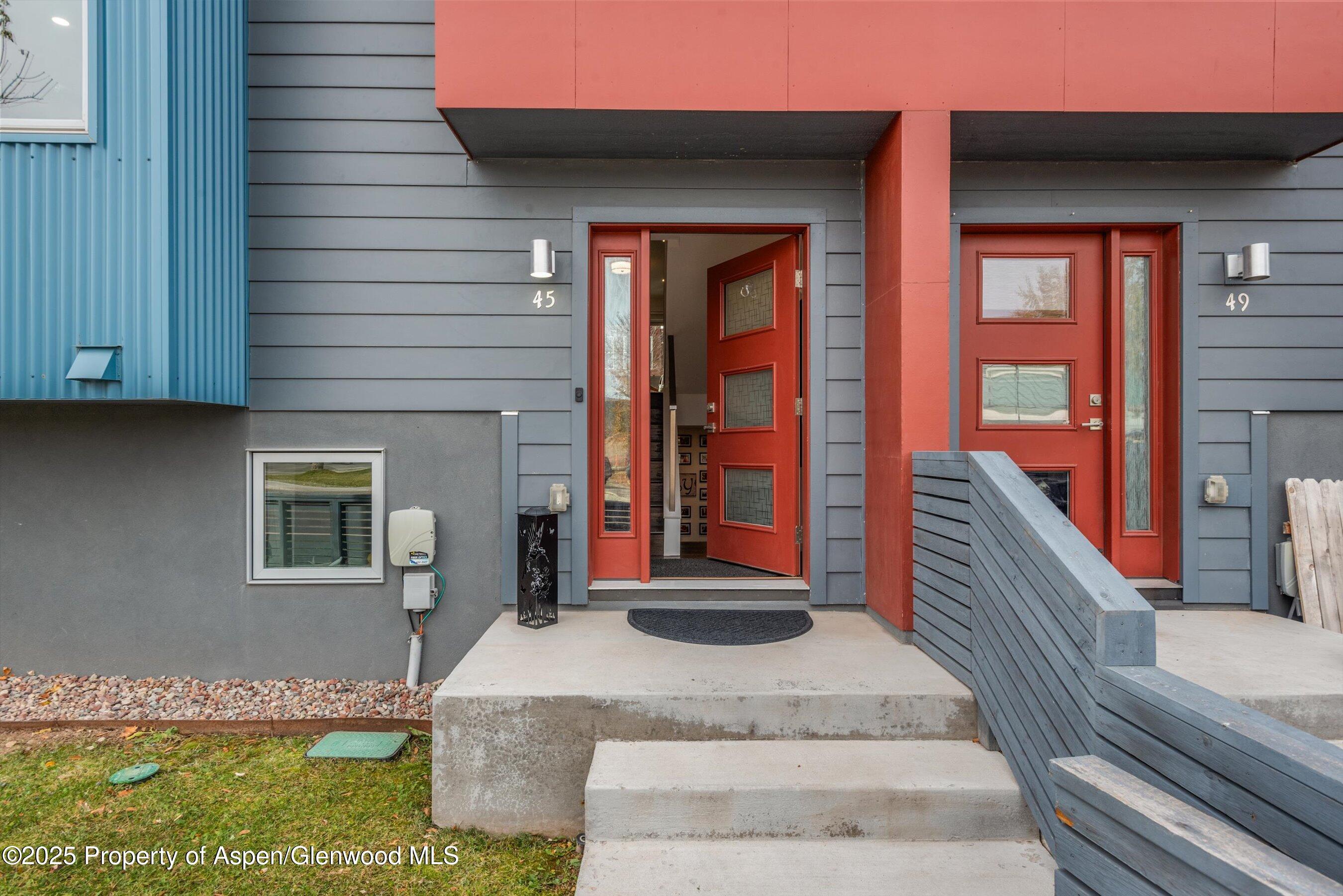 Carbondale, Colorado, 81623, United States, 3 Bedrooms Bedrooms, ,3 BathroomsBathrooms,Residential,For Sale,1989152