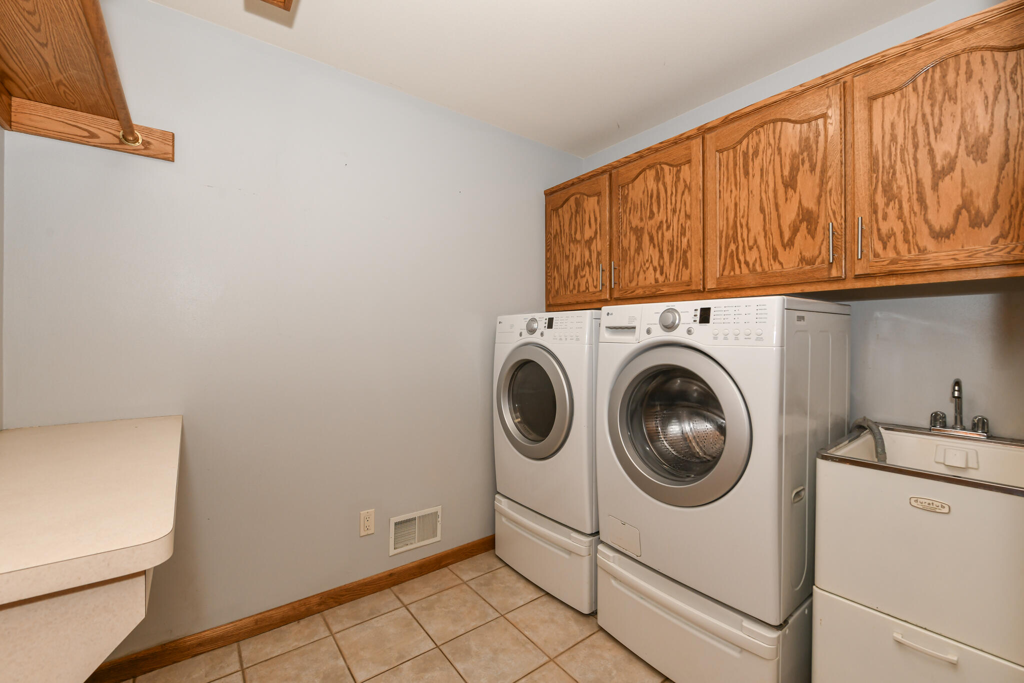 Mount Pleasant, Wisconsin, 53406, United States, 4 Bedrooms Bedrooms, ,3 BathroomsBathrooms,Residential,For Sale,1989473