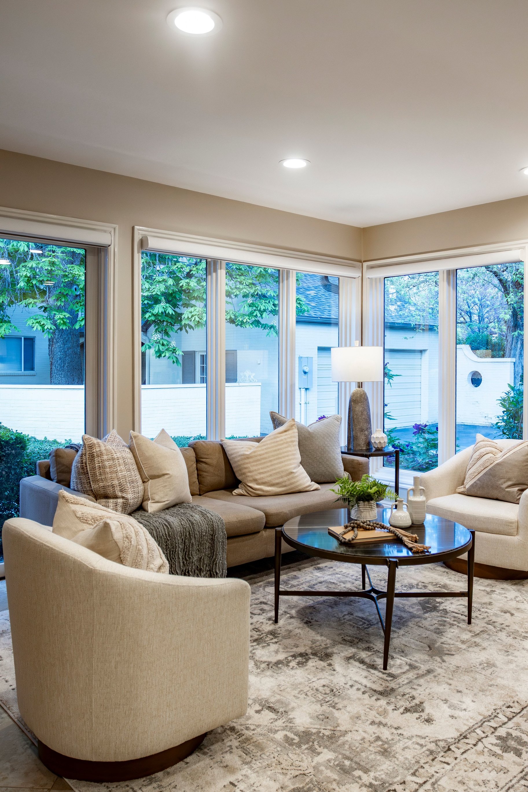  A Large Home in a Sought-After Private Community in East Millcreek - 物件實景