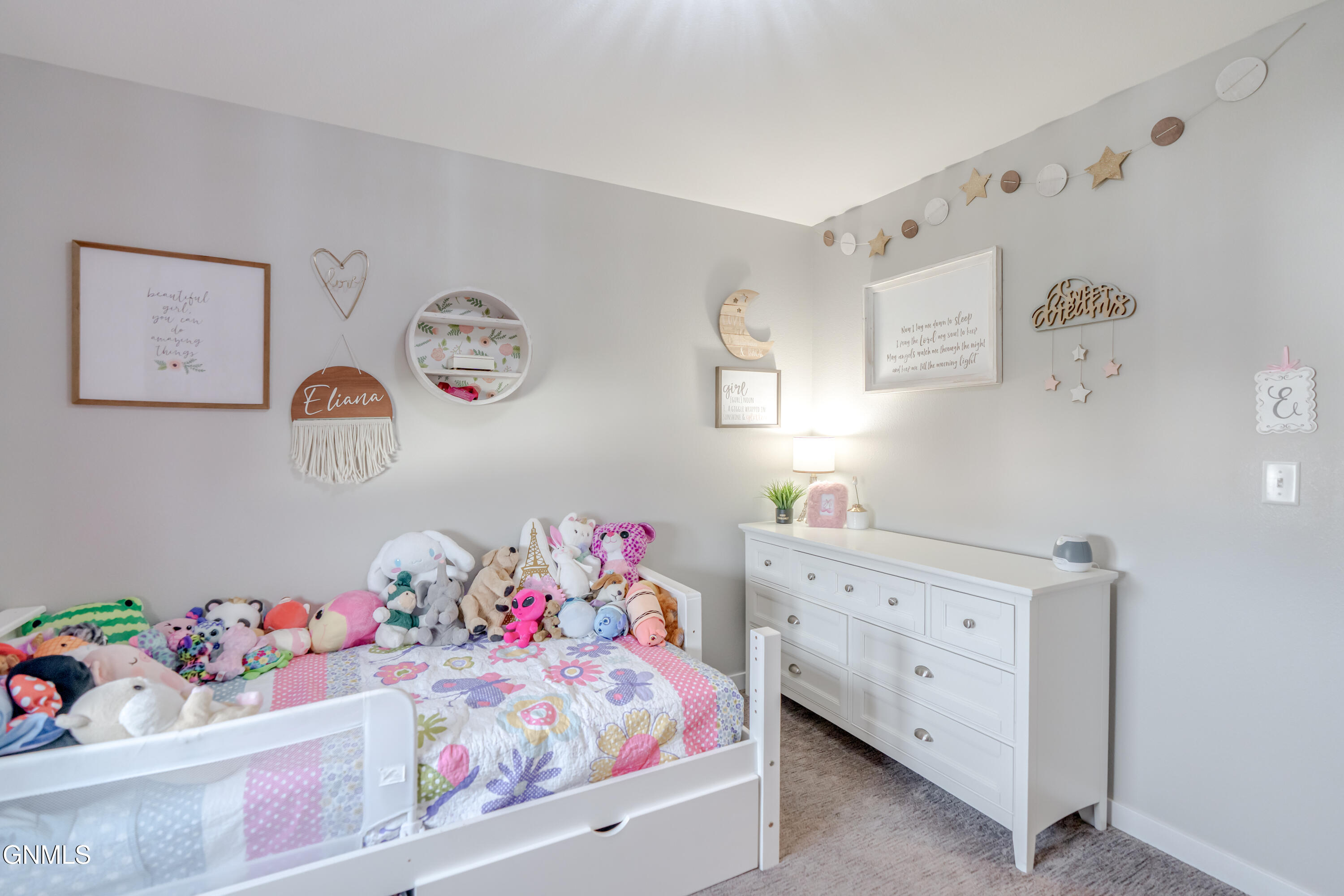 Bismarck, North Dakota, 58504, United States, 5 Bedrooms Bedrooms, ,2 BathroomsBathrooms,Residential,For Sale,1986096