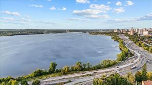 Ottawa, Ontario, K2A 1R8, CA, 2 Bedrooms Bedrooms, ,2 BathroomsBathrooms,Residential,For Sale,1989135