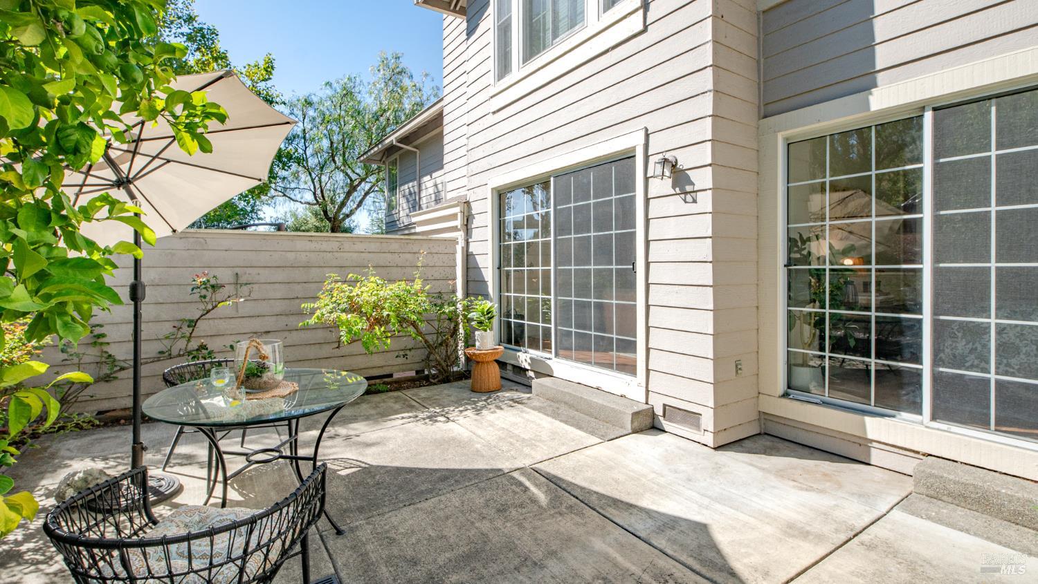 Novato, California, 94945, United States, 2 Bedrooms Bedrooms, ,1 BathroomBathrooms,Residential,For Sale,1958770