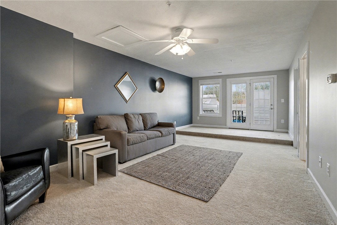 Marshall, Pennsylvania, 16046, United States, 4 Bedrooms Bedrooms, ,4 BathroomsBathrooms,Residential,For Sale,1998104