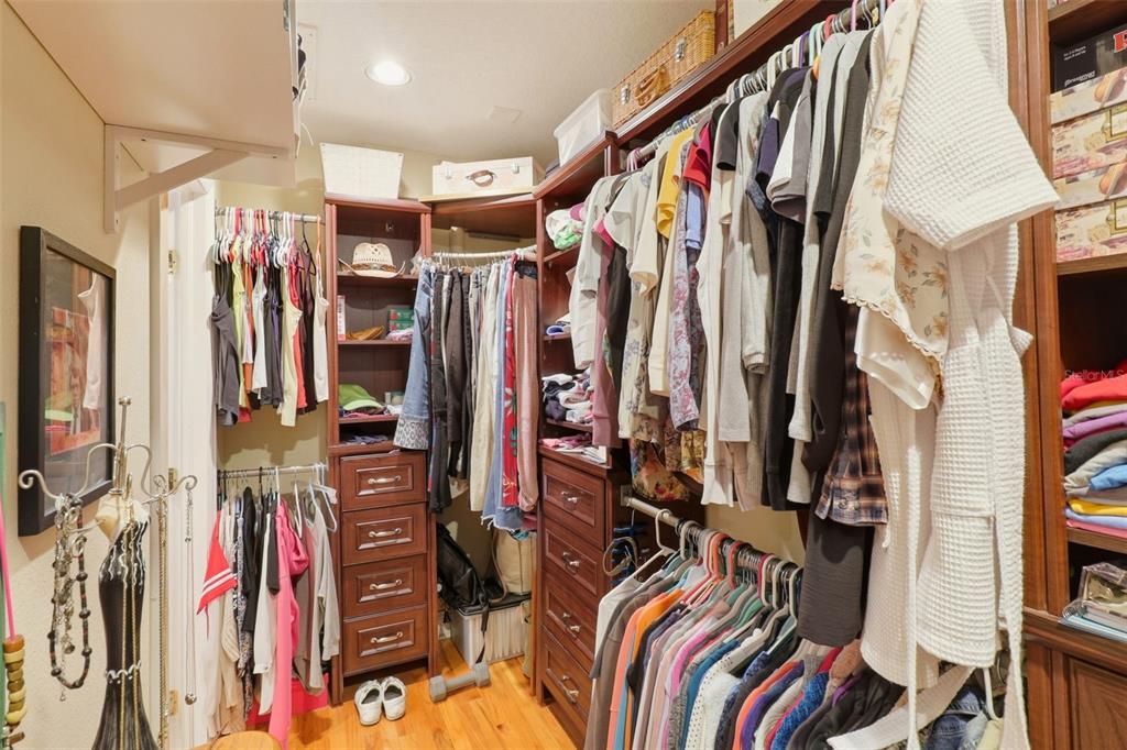 Palm Harbor, Florida, 34683, United States, 4 Bedrooms Bedrooms, ,4 BathroomsBathrooms,Residential,For Sale,1989104