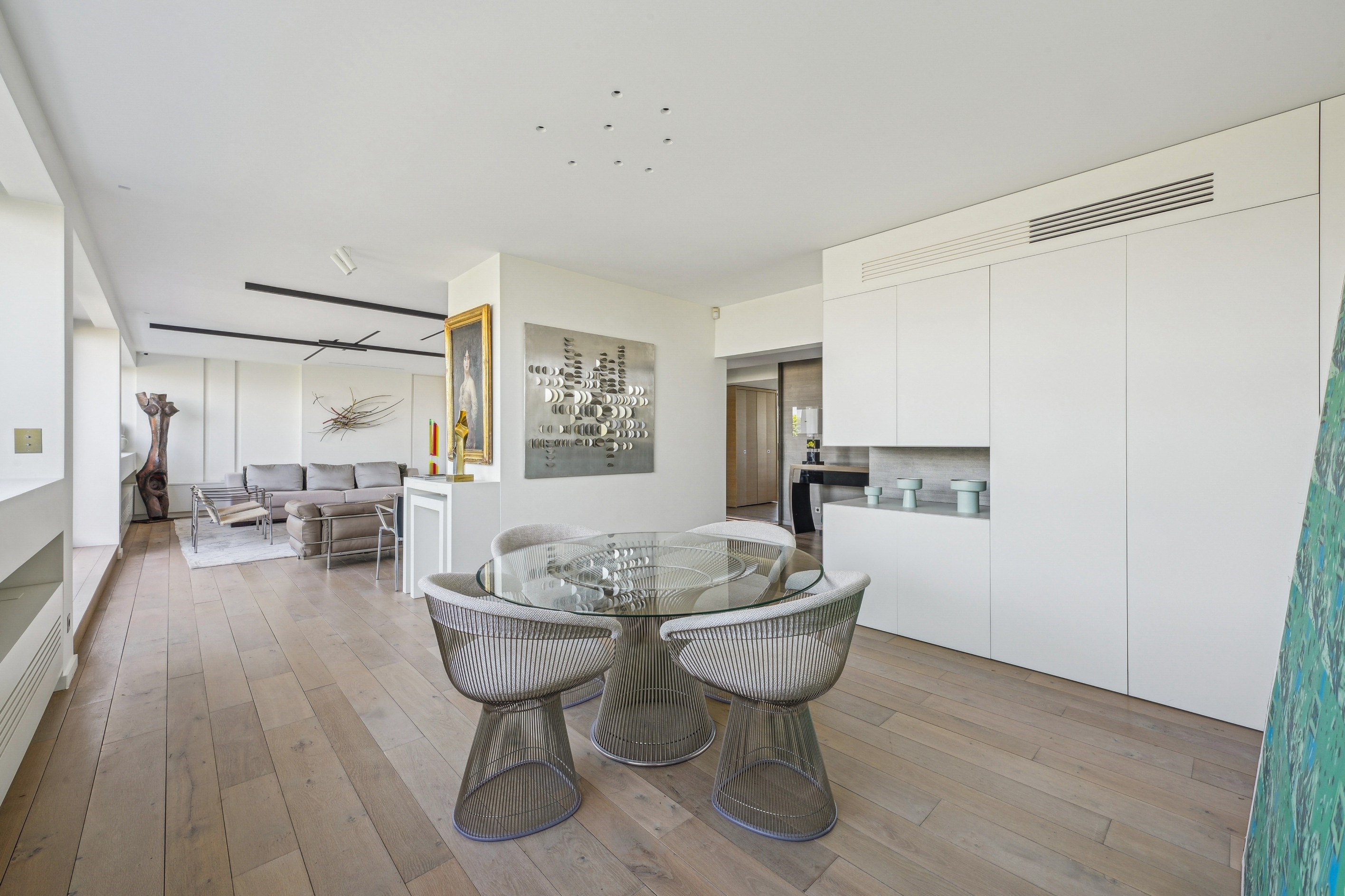  Elegant Pied-à-Terre with Expansive Terrace in Victor Hugo District - 物件實景