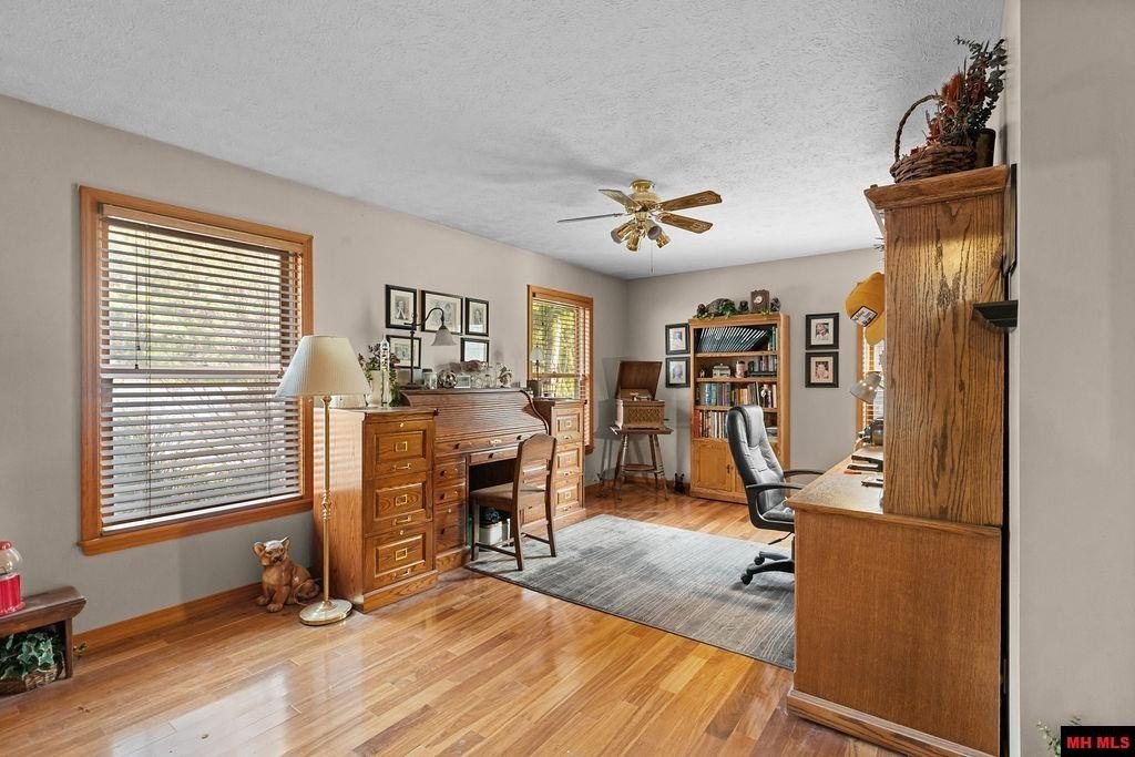 Jordan, Arkansas, 72519, United States, 4 Bedrooms Bedrooms, ,4 BathroomsBathrooms,Residential,For Sale,2005466