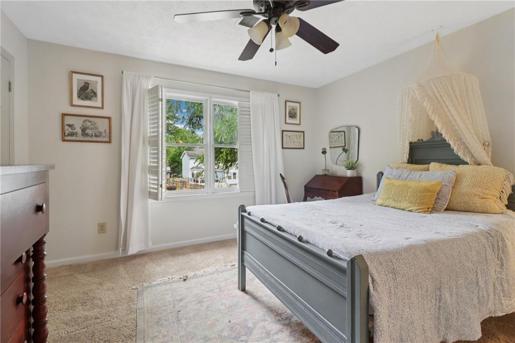 Marietta, Georgia, 30062, United States, 4 Bedrooms Bedrooms, ,3 BathroomsBathrooms,Residential,For Sale,1905534