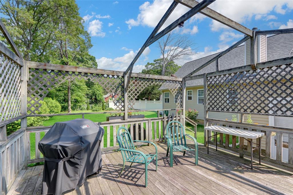 Mastic Beach, New York, 11951, United States, 5 Bedrooms Bedrooms, ,3 BathroomsBathrooms,Residential,For Sale,1974757