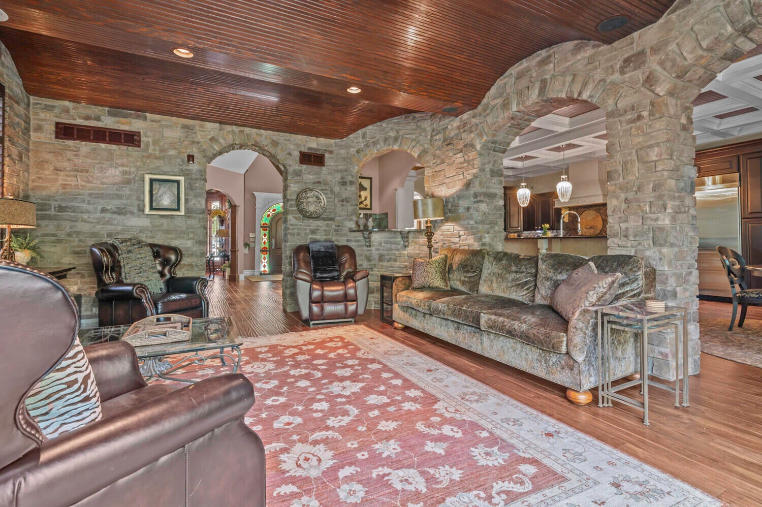 Northville, Michigan, 48167, United States, 4 Bedrooms Bedrooms, ,7 BathroomsBathrooms,Residential,For Sale,1991928