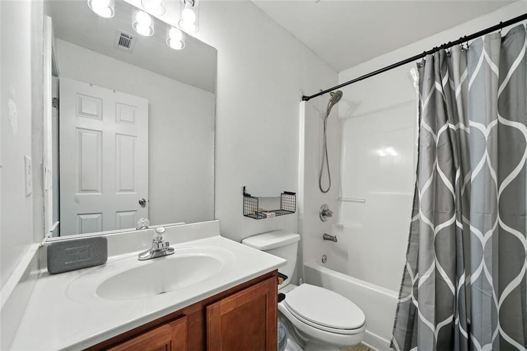 Cumming, Georgia, 30040, United States, 3 Bedrooms Bedrooms, ,3 BathroomsBathrooms,Residential,For Sale,1949394