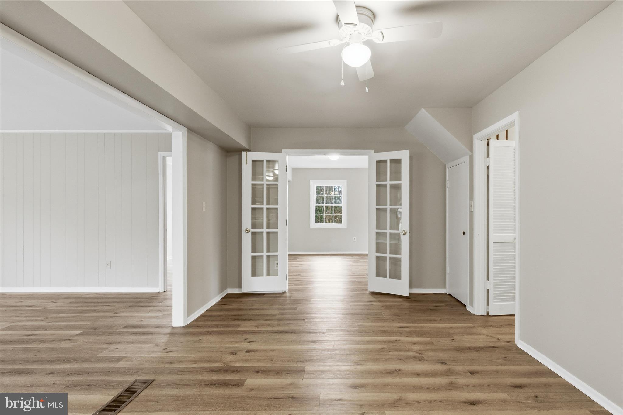 Bowie, Maryland, 20715, United States, 5 Bedrooms Bedrooms, ,3 BathroomsBathrooms,Residential,For Sale,2009655