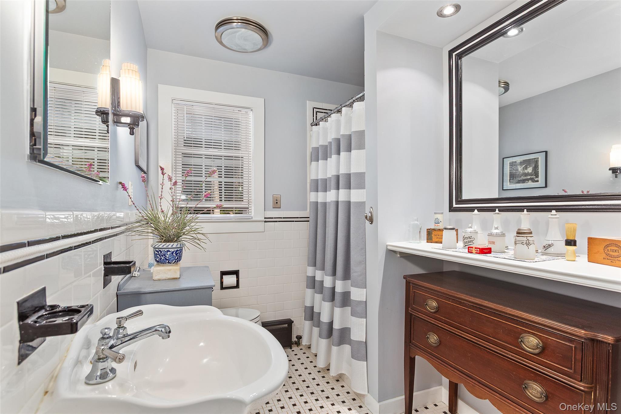 South Salem, New York, 10590, United States, 2 Bedrooms Bedrooms, ,2 BathroomsBathrooms,Residential,For Sale,1949809