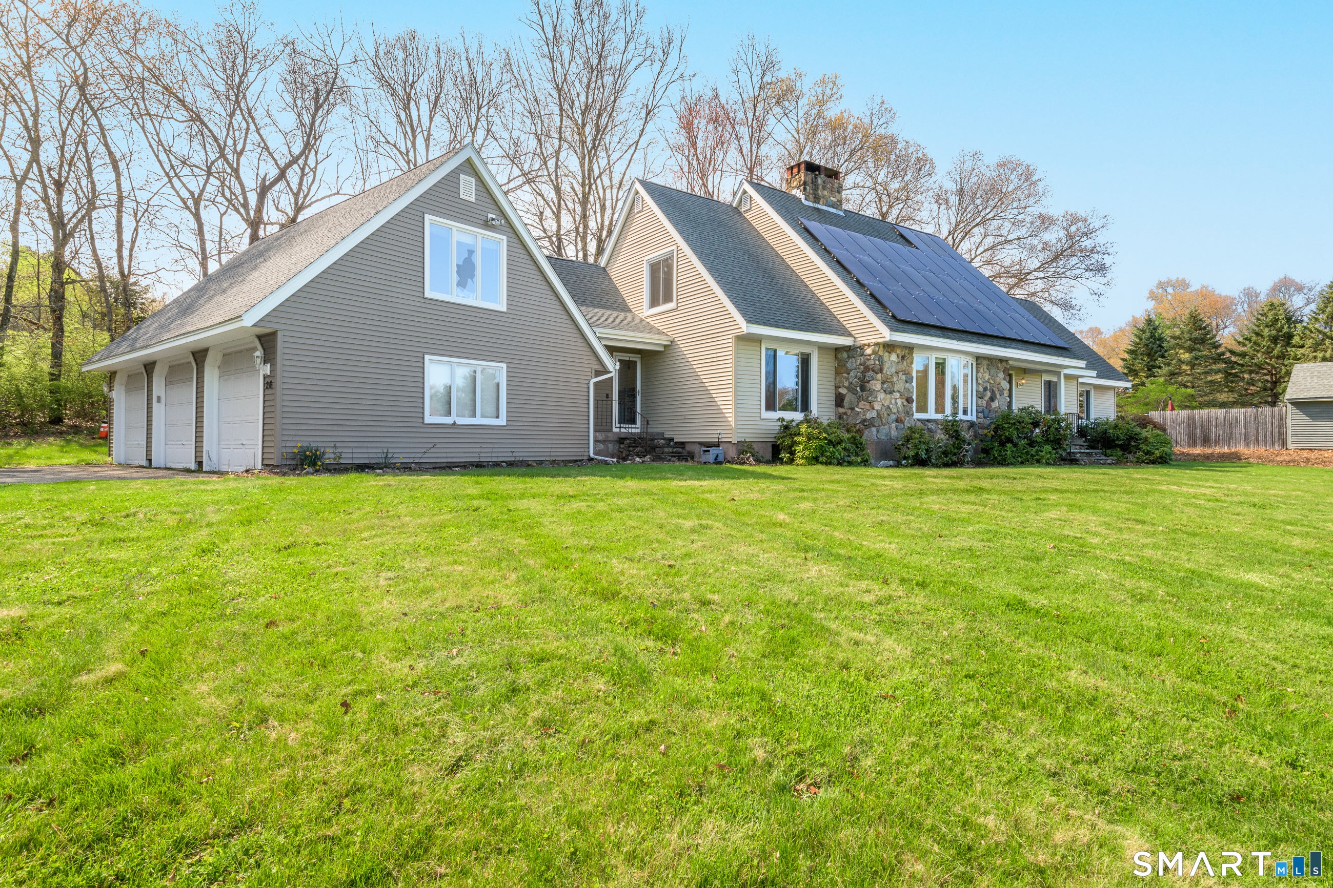 Ellington, Connecticut, 06029, United States, 5 Bedrooms Bedrooms, ,4 BathroomsBathrooms,Residential,For Sale,2041119