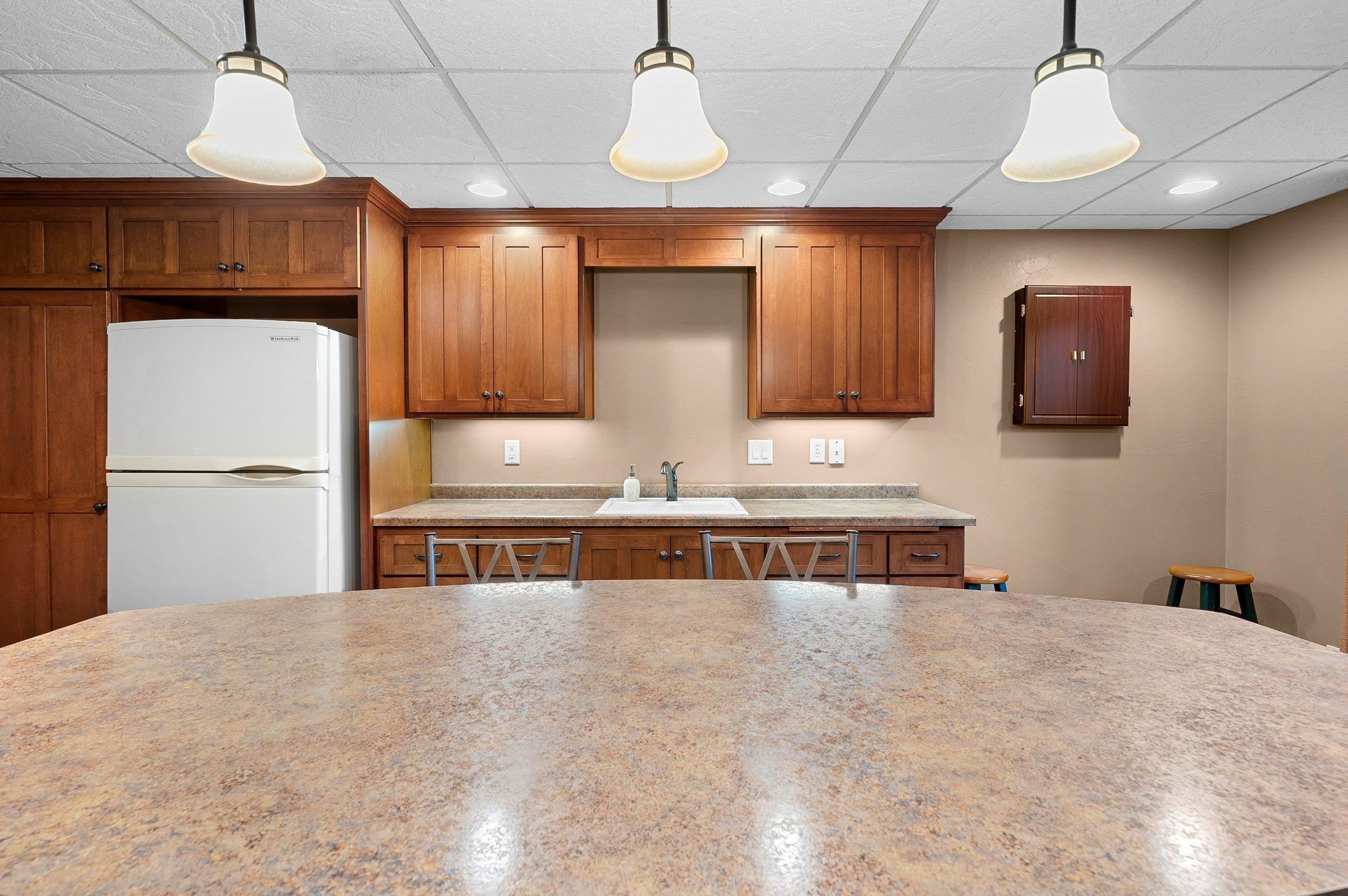 DE PERE, Wisconsin, 54115, United States, 3 Bedrooms Bedrooms, ,4 BathroomsBathrooms,Residential,For Sale,2048400