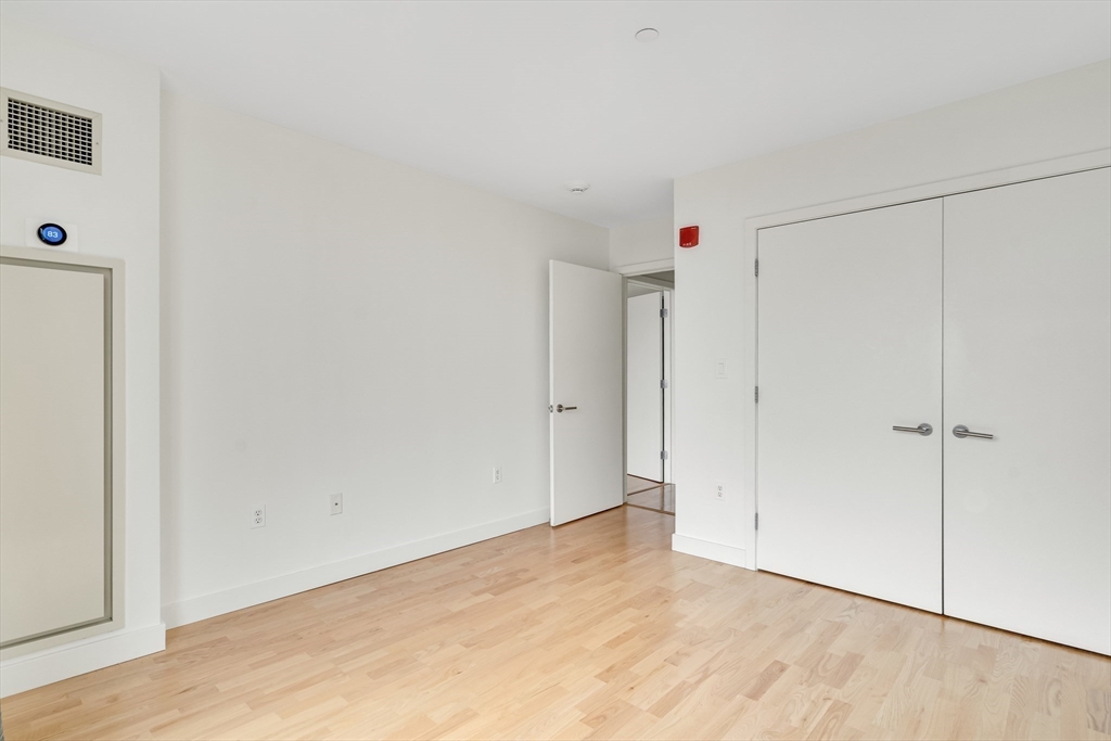Medford, Massachusetts, 02155, United States, 2 Bedrooms Bedrooms, ,2 BathroomsBathrooms,Residential,For Sale,1940051