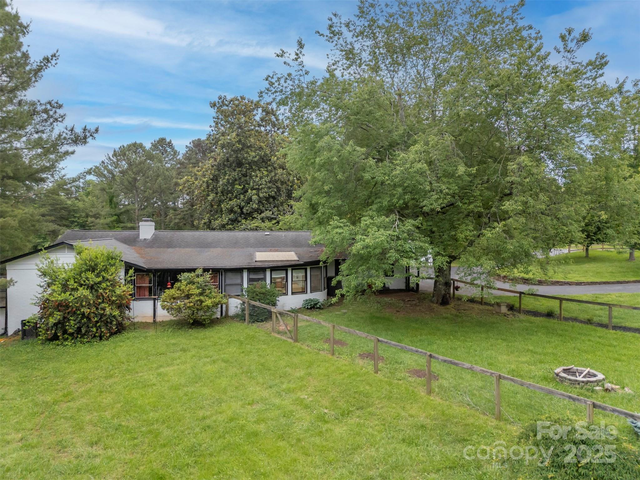 Columbus, North Carolina, 28722, United States, 4 Bedrooms Bedrooms, ,5 BathroomsBathrooms,Residential,For Sale,1828347