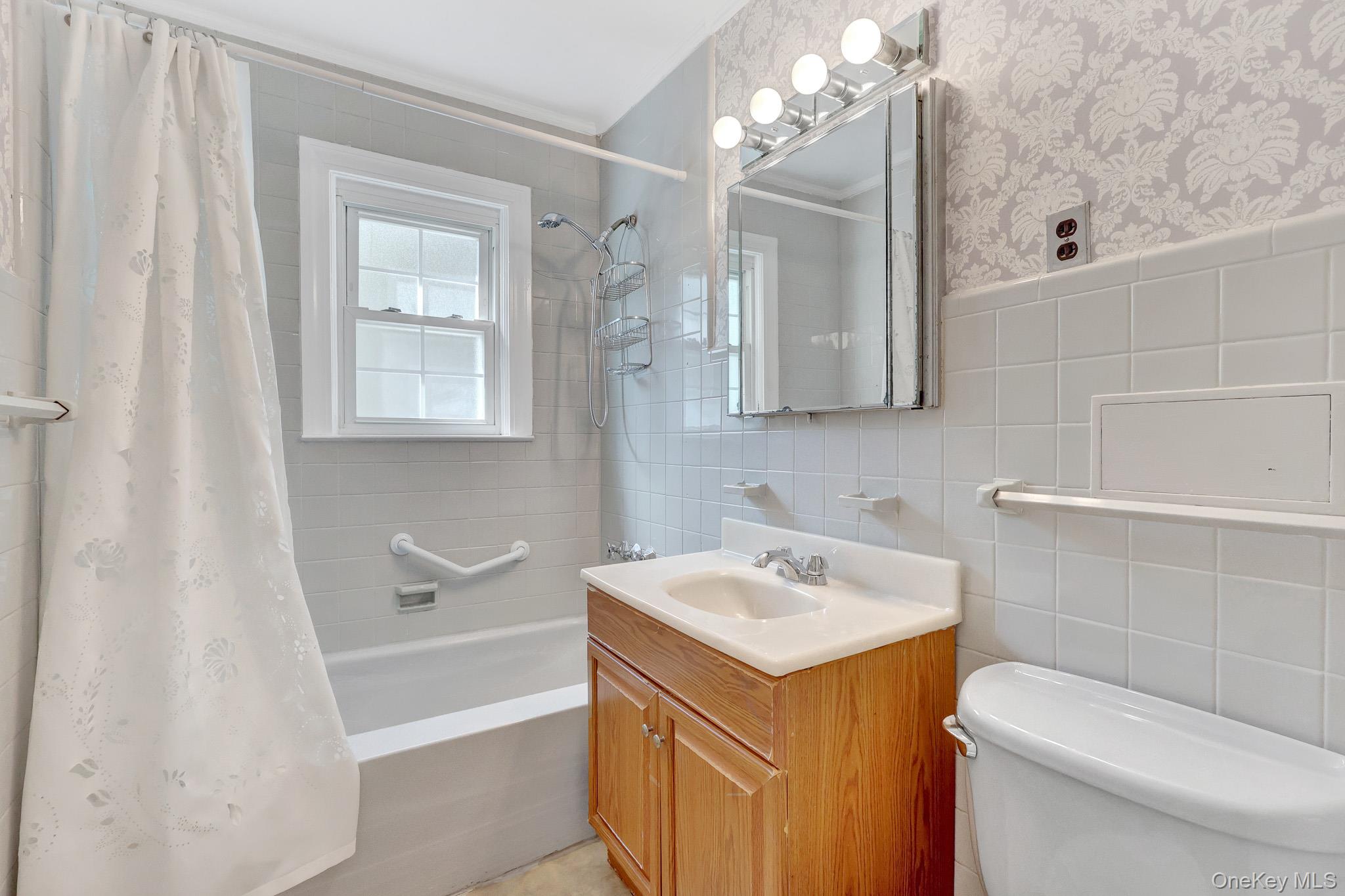  77 Elton Road, Stewart Manor, NY, 11530 - 物件實景