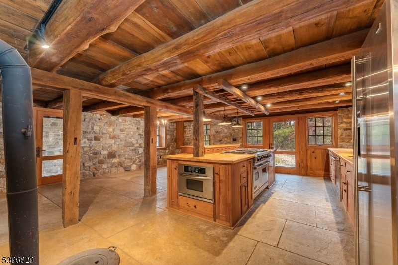 Union Twp., New Jersey, 08827, United States, 6 Bedrooms Bedrooms, ,6 BathroomsBathrooms,Residential,For Sale,1991066