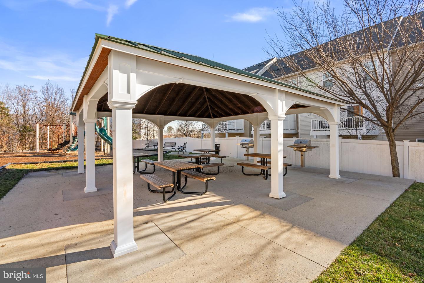 Elkridge, Maryland, 21075, United States, 4 Bedrooms Bedrooms, ,4 BathroomsBathrooms,Residential,For Sale,2002050