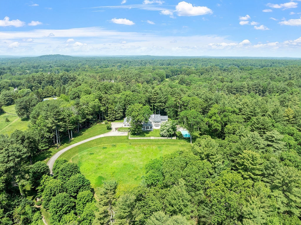 Concord, Massachusetts, 01742, United States, 6 Bedrooms Bedrooms, ,7 BathroomsBathrooms,Residential,For Sale,1938993