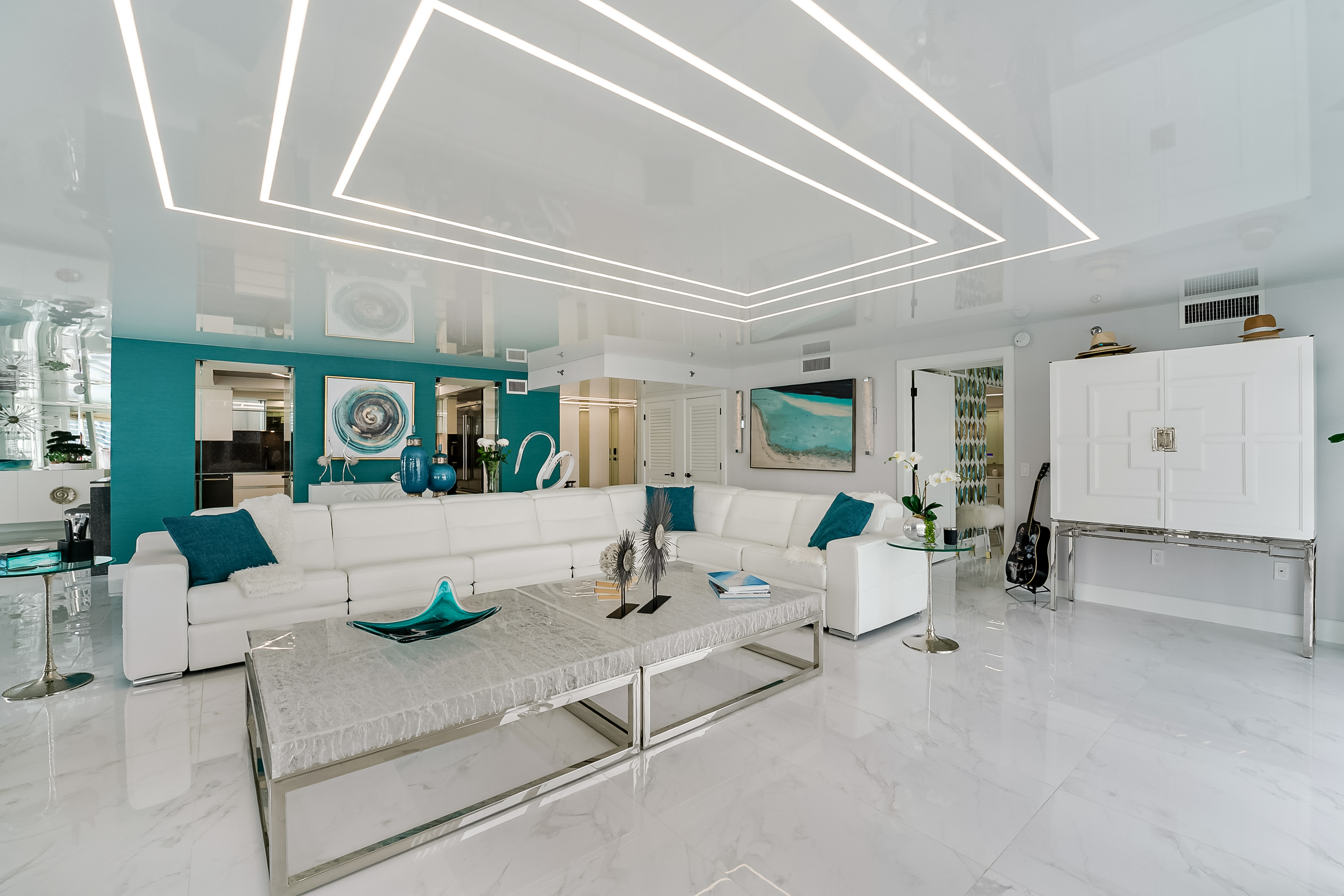  18000 N Bay Rd, Sunny Isles Beach, FL, 33160 - 物件實景