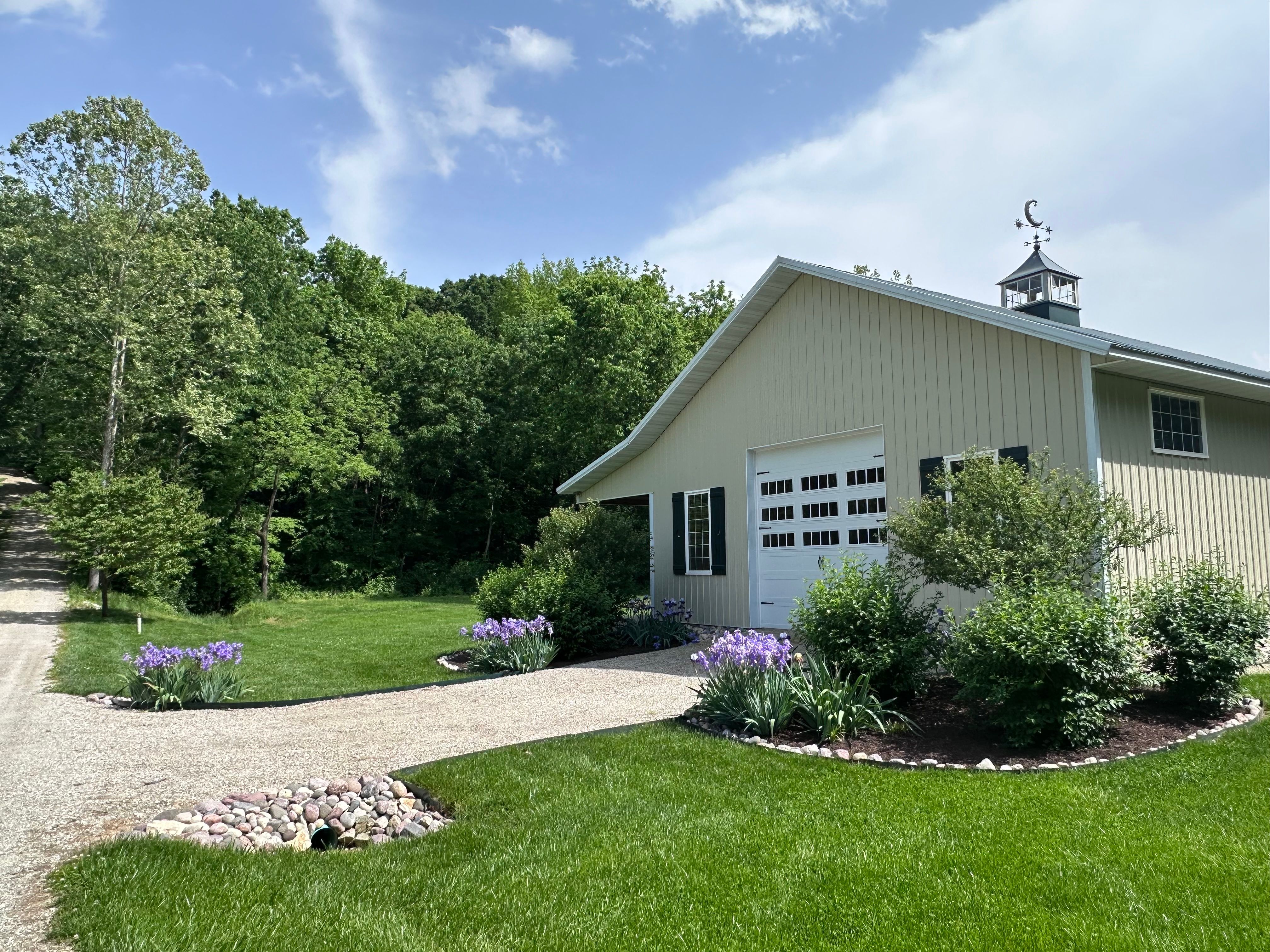  Exceptional 10-Acre Equestrian Retreat with Scenic Views & Modern Comforts - 物件實景