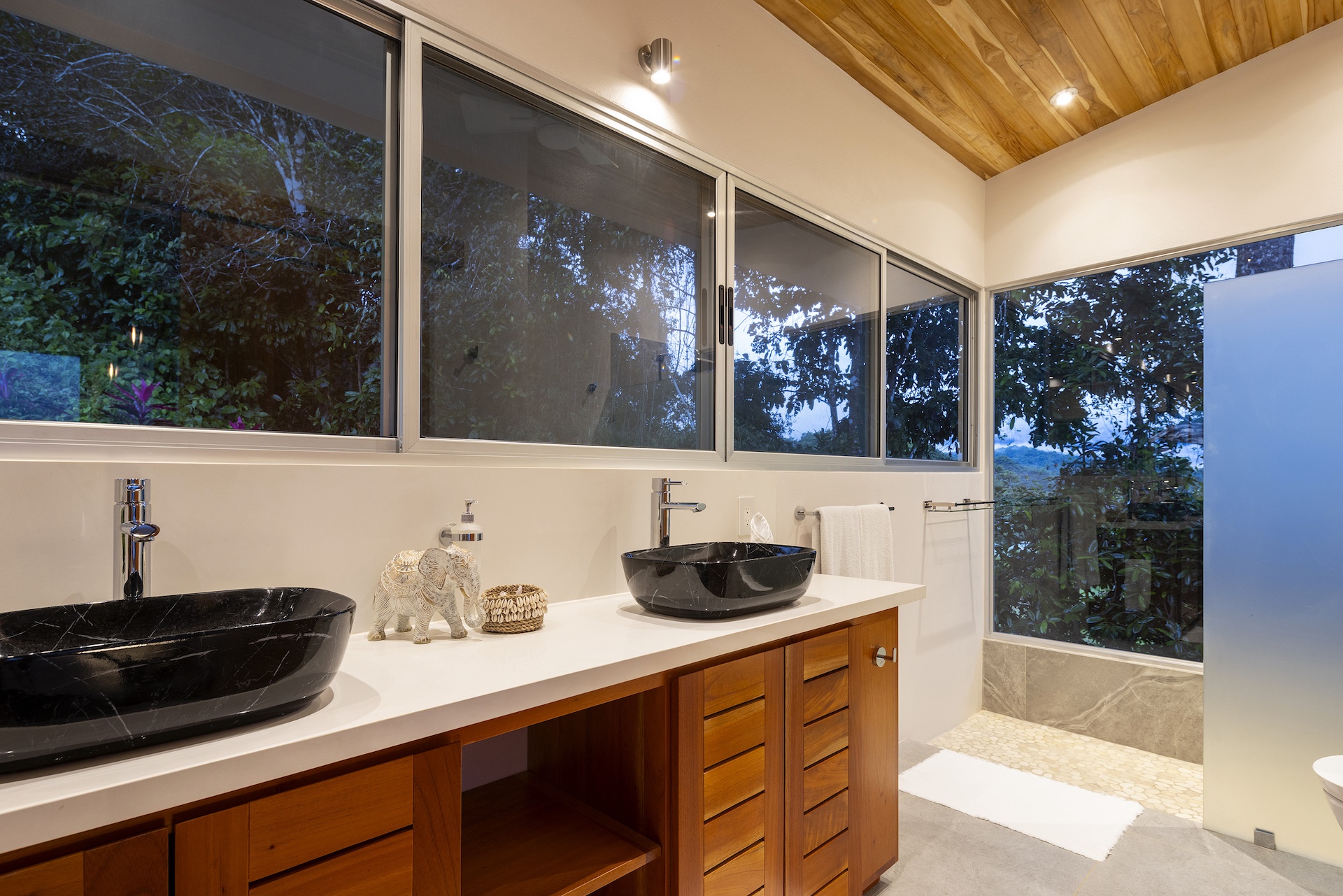 Dominical, Puntarenas, CR, 2 Bedrooms Bedrooms, ,2 BathroomsBathrooms,Residential,For Sale,1671731