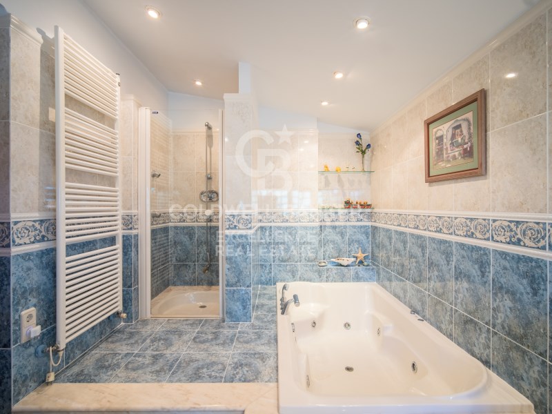Chiva, Comunidad Valenciana, ES, 6 Bedrooms Bedrooms, ,7 BathroomsBathrooms,Residential,For Sale,1817854