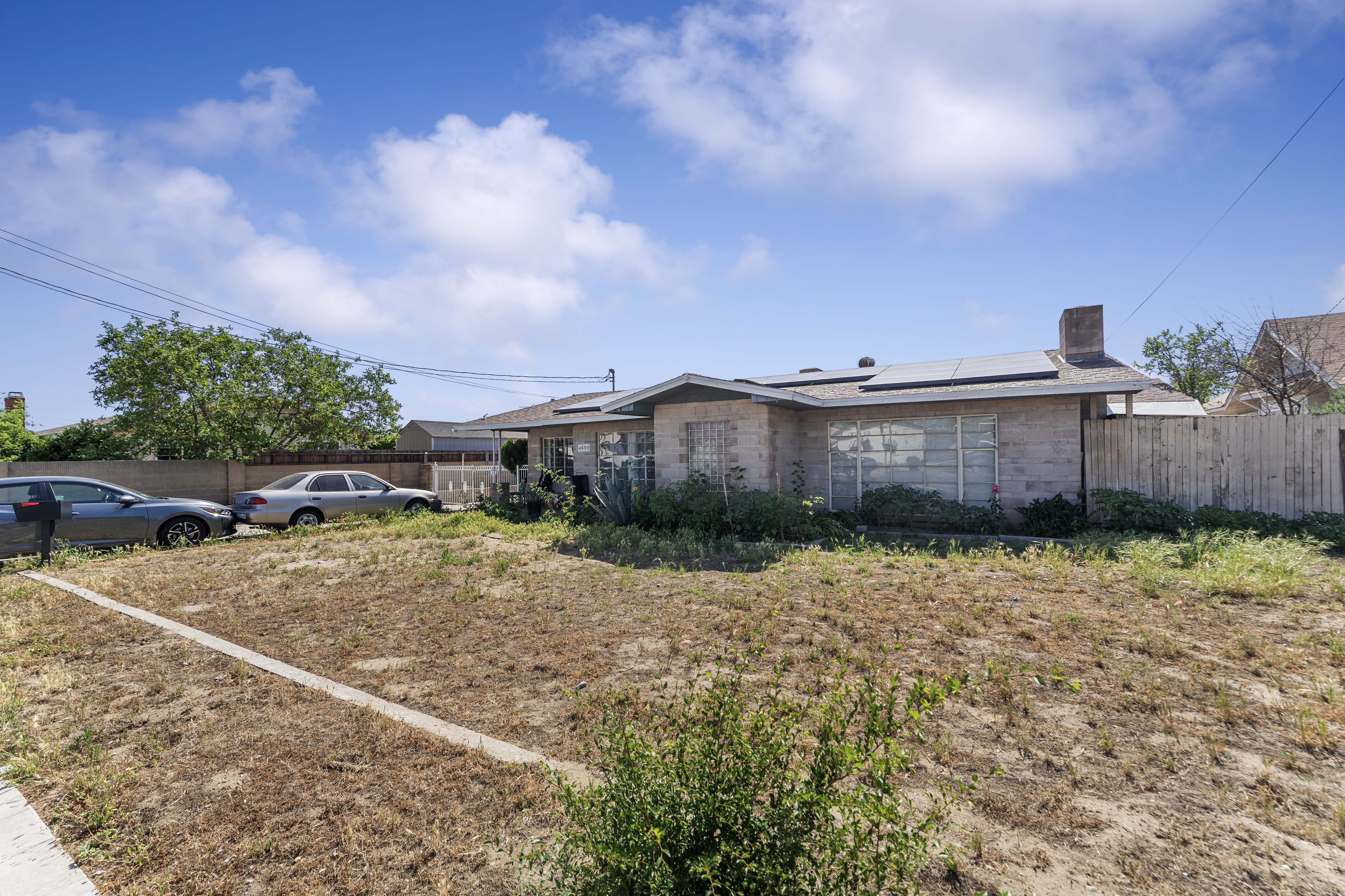 Baldwin Park, California, 91706, United States, 3 Bedrooms Bedrooms, ,2 BathroomsBathrooms,Residential,For Sale,1929080