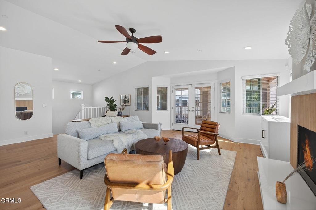 Ventura, California, 93001, United States, 4 Bedrooms Bedrooms, ,4 BathroomsBathrooms,Residential,For Sale,1975034